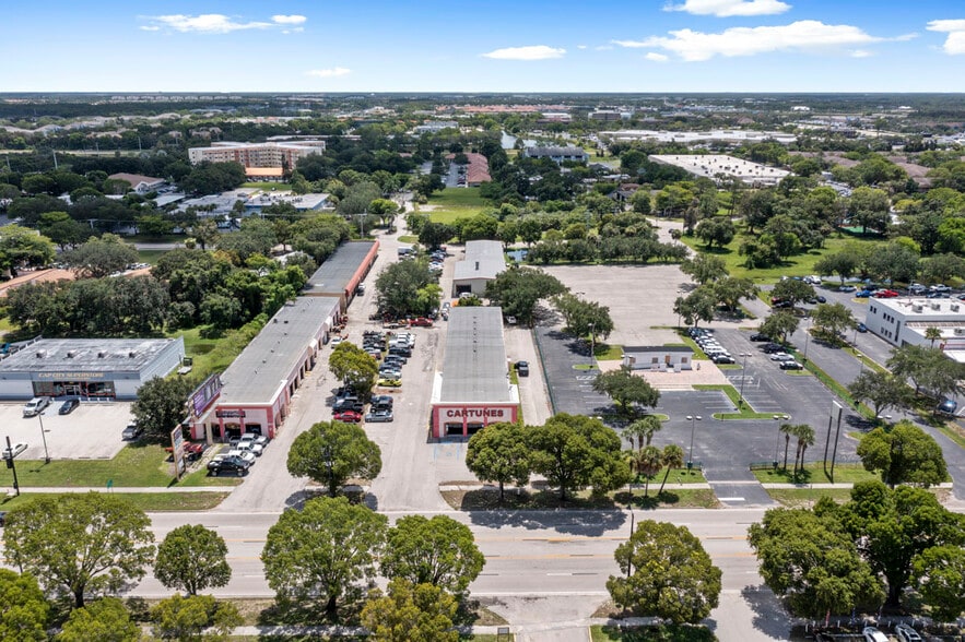 More Photos Of 4145 Fowler St, Fort Myers Auto Repair For Sale