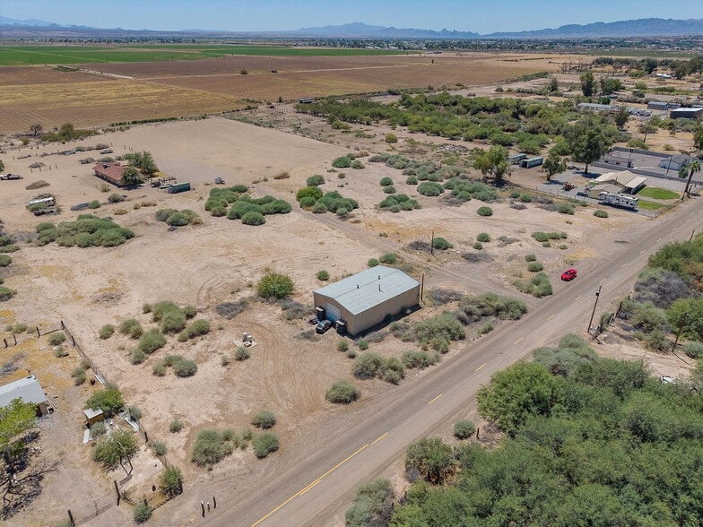 More Photos Of 9512 S Evans Ln, Mohave Valley Warehouse For Sale