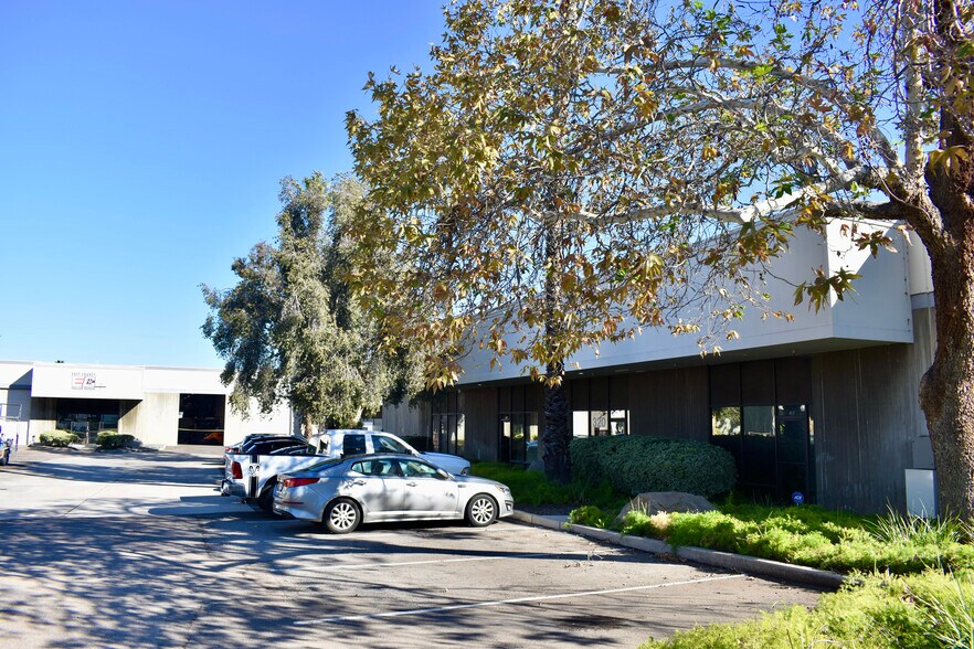 More Photos Of 316-392 Coogan Way, El Cajon Unknown For Lease