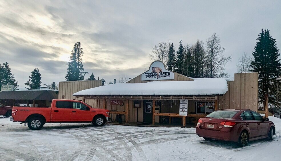 More Photos Of 263 N Main St, Donnelly Restaurant For Sale