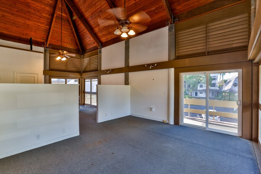 More Photos Of 389 Hilinai St, Hilo General Retail For Sale