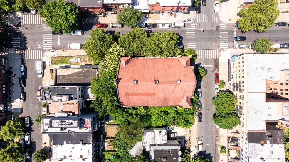 More Photos Of 180 Van Buren St, Brooklyn Land For Sale