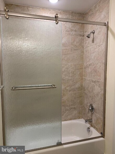 More Photos Of 833 N Market St, Wilmington Office Residential For Sale