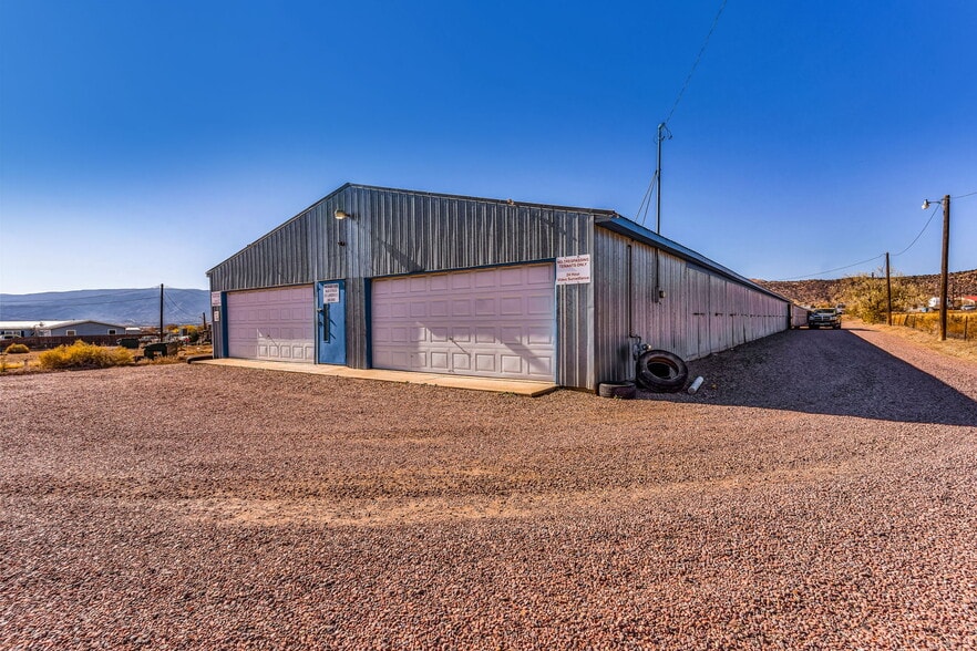 More Photos Of 1271 Lawrence Ave, Canon City Flex For Sale