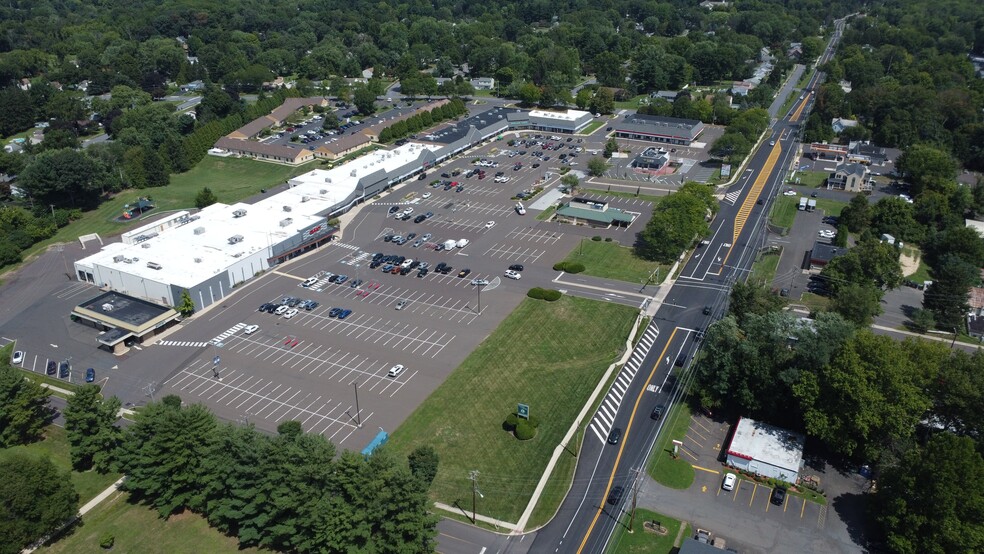 Primary Photo Of 426 Town Ctr, New Britain Unknown For Lease