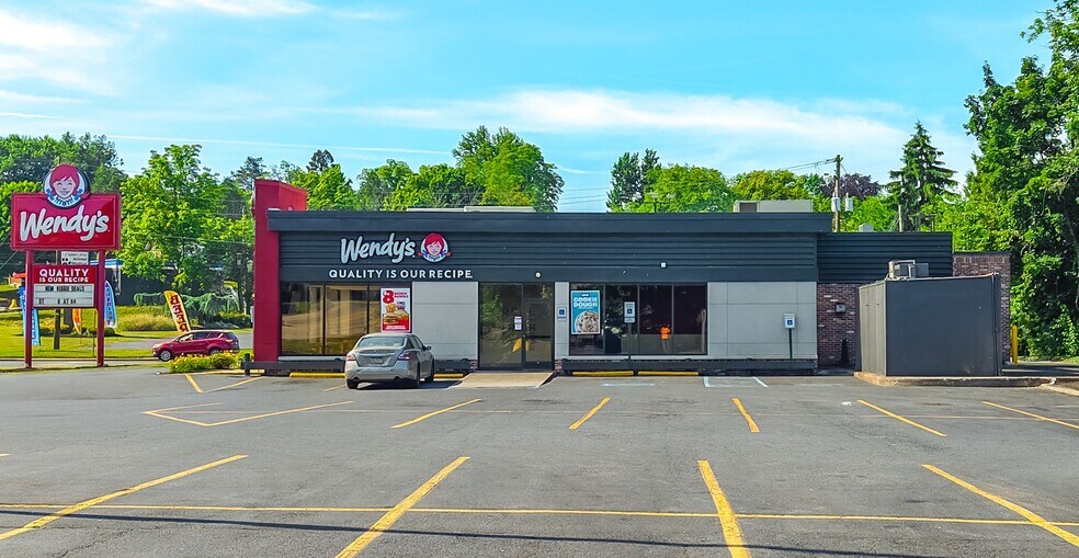 More Photos Of 100 N Progress Ave, Harrisburg Fast Food For Sale