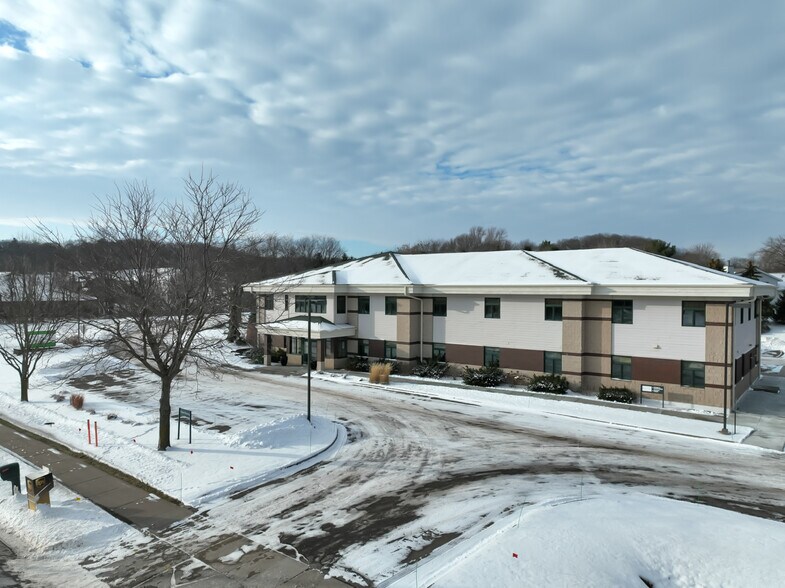 More Photos Of 3624 Oakwood Hills Pky, Eau Claire Office For Sale