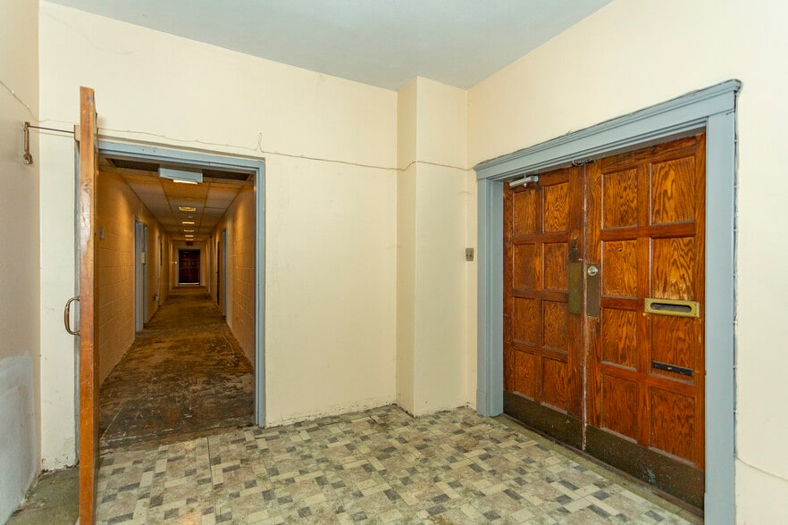 More Photos Of 2001 Avenue Z, Birmingham Religious Facility For Sale
