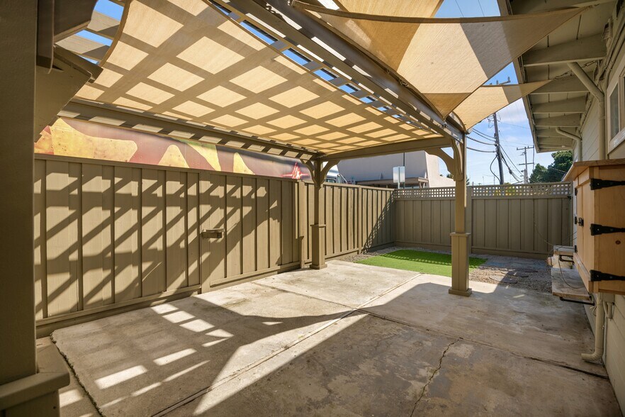 More Photos Of 1401-1403 Cary Ave, San Mateo Apartments For Sale