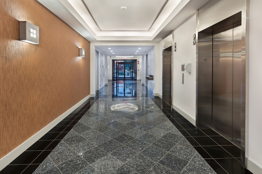 More Photos Of 5500 Cherokee Ave, Alexandria Office For Lease