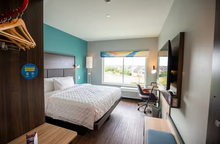 More Photos Of 1553 N Central Expy, Allen Hotel For Sale