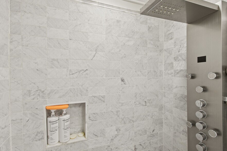 More Photos Of 114-116 E Main St, Penn Yan Storefront Retail Residential For Sale