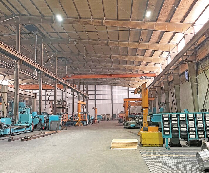 More Photos Of 13501 Emmett Rd, Houston Industrial For Sale