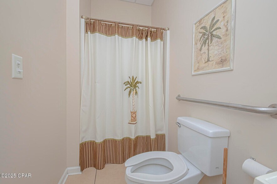 More Photos Of 7622 McElvey Rd, Panama City Beach Industrial For Sale