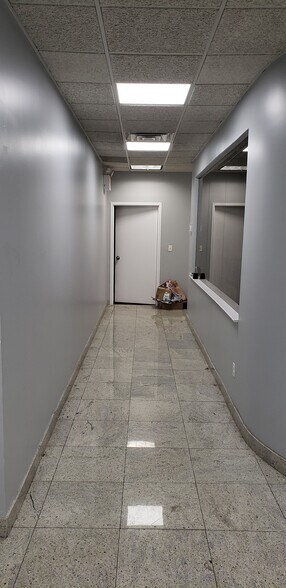 More Photos Of 43-20 54th Rd, Maspeth Warehouse For Sale