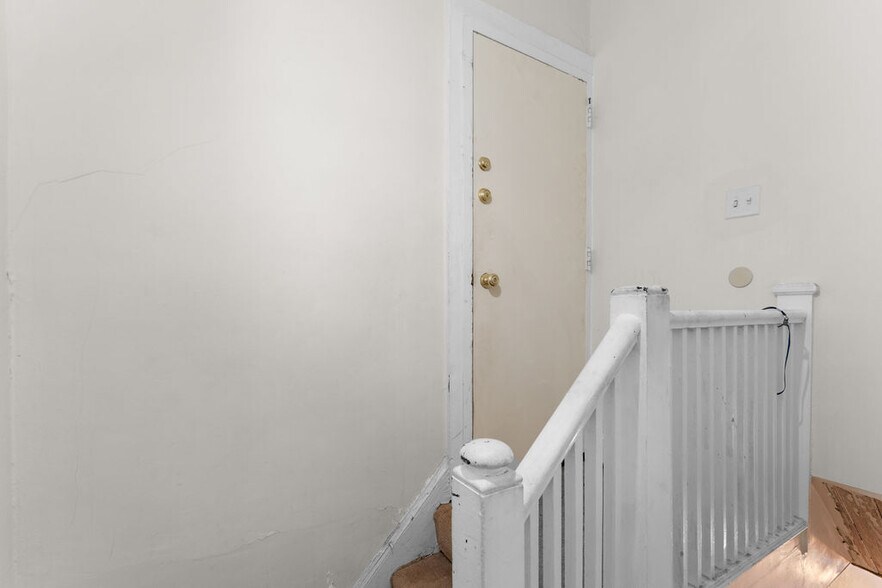 More Photos Of 2206-2208 Naylor Rd SE, Washington Storefront Retail Residential For Sale