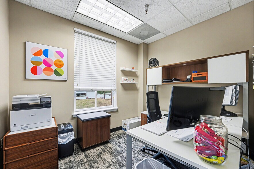 More Photos Of 19701 Bethel Church Rd, Cornelius Office For Sale