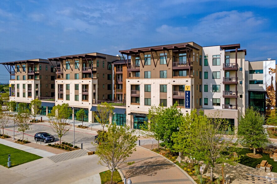 More Photos Of 4440 Highway 121, Lewisville Apartments For Lease