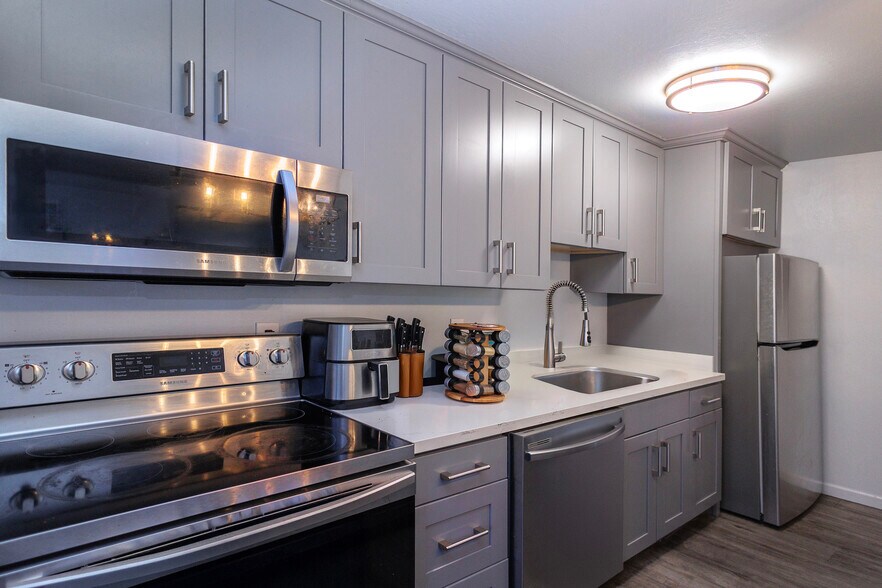 More Photos Of 693 San Bruno Ave, Brisbane Apartments For Sale