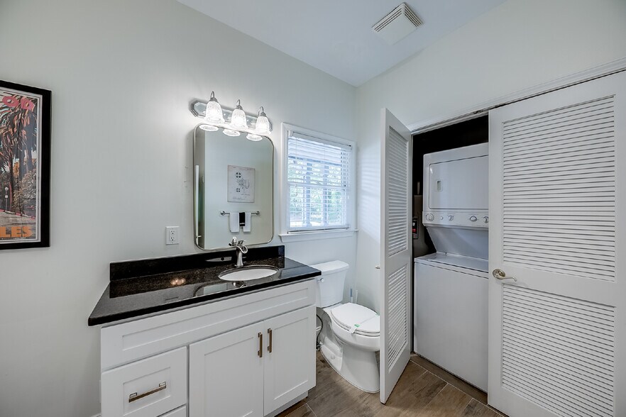 More Photos Of 892 Edelweiss Strasse, Helen Hotel For Sale