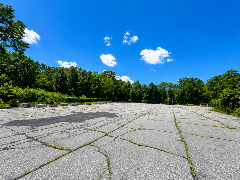 More Photos Of 250 Turnpike Rd, Southborough Land For Sale