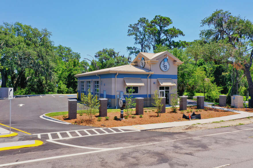 Primary Photo Of 875 Parris Island Gtwy, Beaufort Auto Repair For Sale