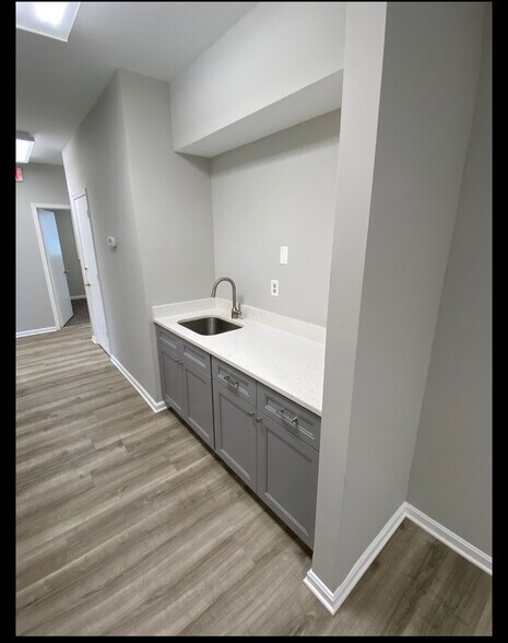 More Photos Of 3825 Leonardtown Rd, Waldorf Office For Lease