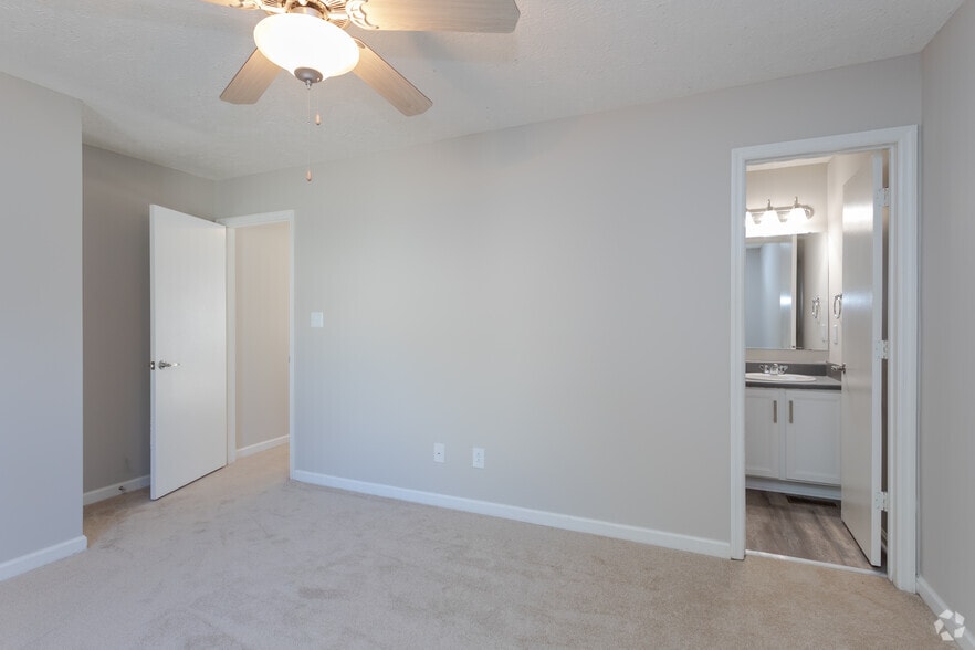 More Photos Of 5217-5336 Tern Pl, Fayetteville Apartments For Sale