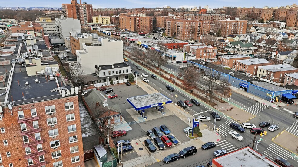 More Photos Of 13898 Queens Blvd, Briarwood Land For Sale
