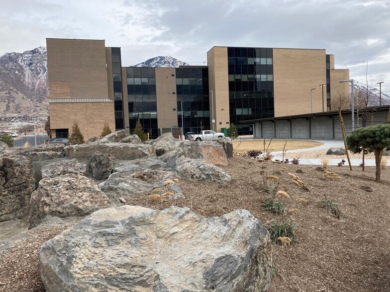 More Photos Of 1055 N 300 W, Provo Medical For Sale