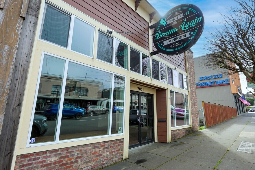 More Photos Of 2051 Sherman Ave, North Bend General Retail For Sale