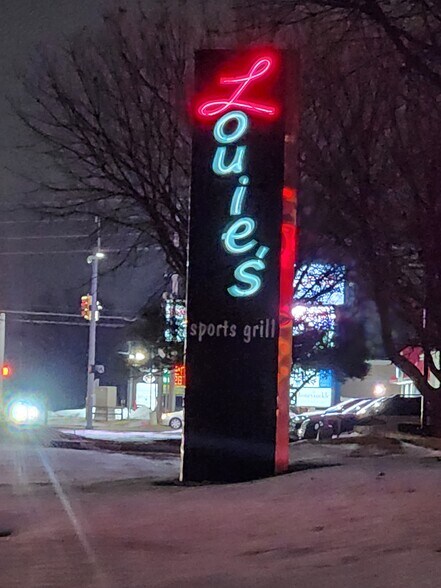 More Photos Of 6310 E 101st St, Tulsa Specialty For Sale