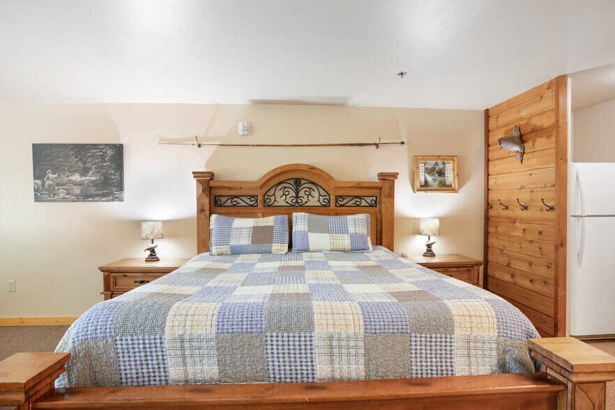 More Photos Of 777 E Highway 24, Woodland Park Hotel For Sale