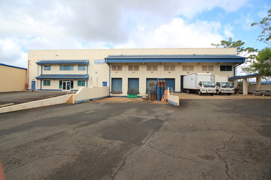 Primary Photo Of 94-453 Ukee St, Waipahu Warehouse For Lease