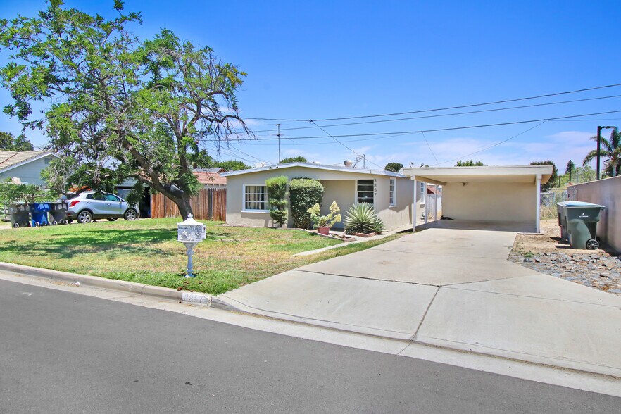 More Photos Of 3879 Dykes Ln, Riverside Apartments For Sale