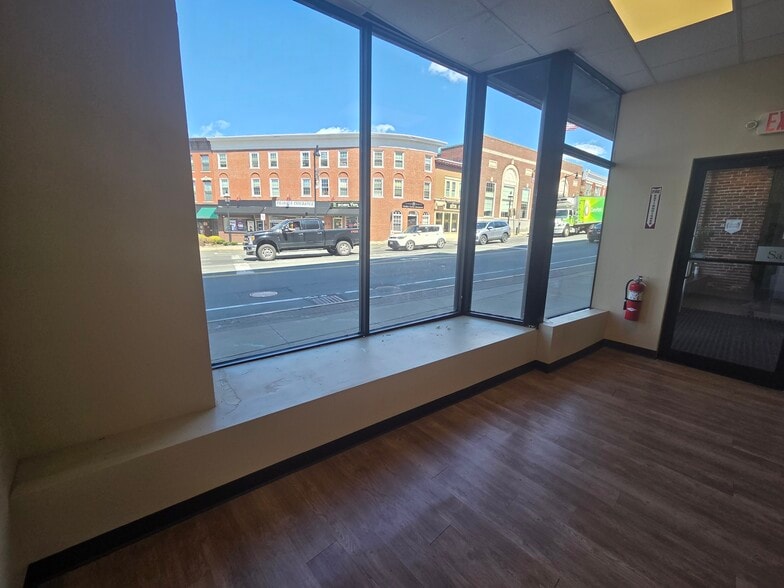 More Photos Of 1 Main St, Peabody Apartments For Lease