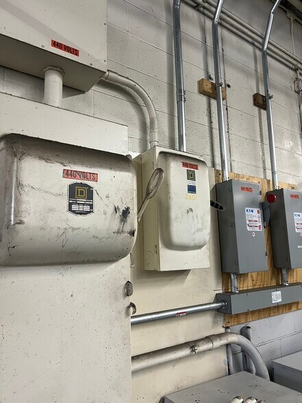 More Photos Of 59 Felton St, North Tonawanda Industrial For Lease