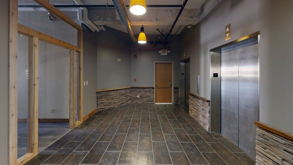 More Photos Of 1017 Olive St, Saint Louis Office For Lease