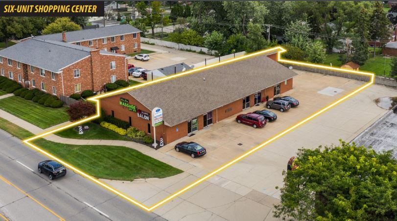 Primary Photo Of 29900 Harper Ave, Saint Clair Shores Medical For Lease