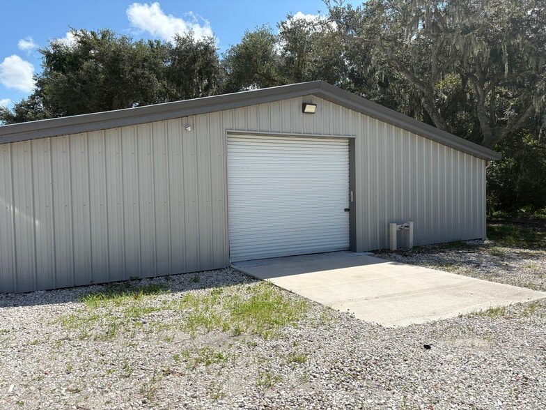 More Photos Of 5305 hwy 640, Lithia Land For Lease