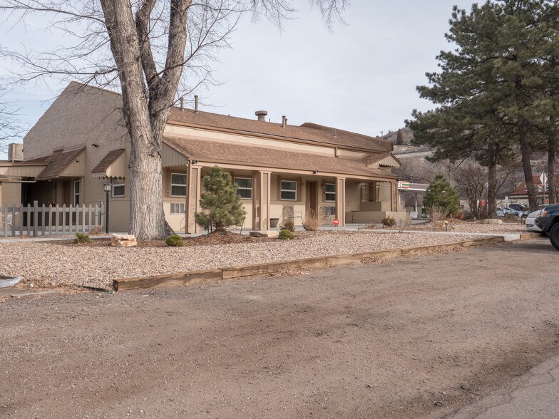 More Photos Of 807 Wilcox St, Castle Rock Storefront For Sale