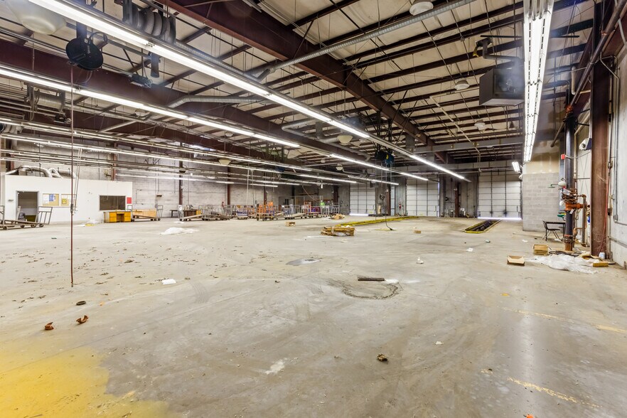 More Photos Of 2800 Grays Creek Dr., Arlington Warehouse For Lease