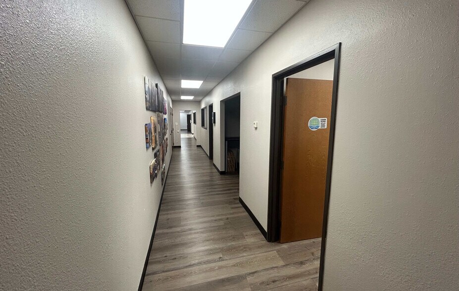 More Photos Of 2387 Midway Rd, Carrollton Flex For Lease