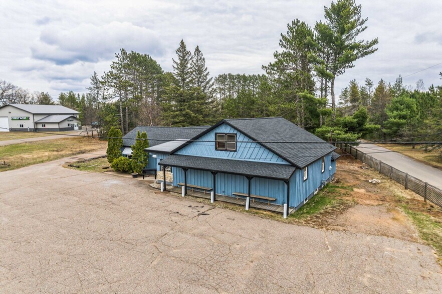 More Photos Of N11050 County Road A, Tomahawk Bar For Sale