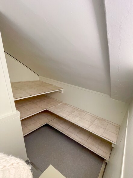 More Photos Of 935 Washington St, Norwood Coworking Space