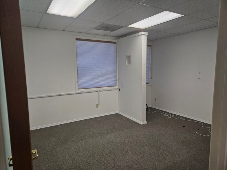 More Photos Of 1211 4th Ave E, Olympia Office For Lease