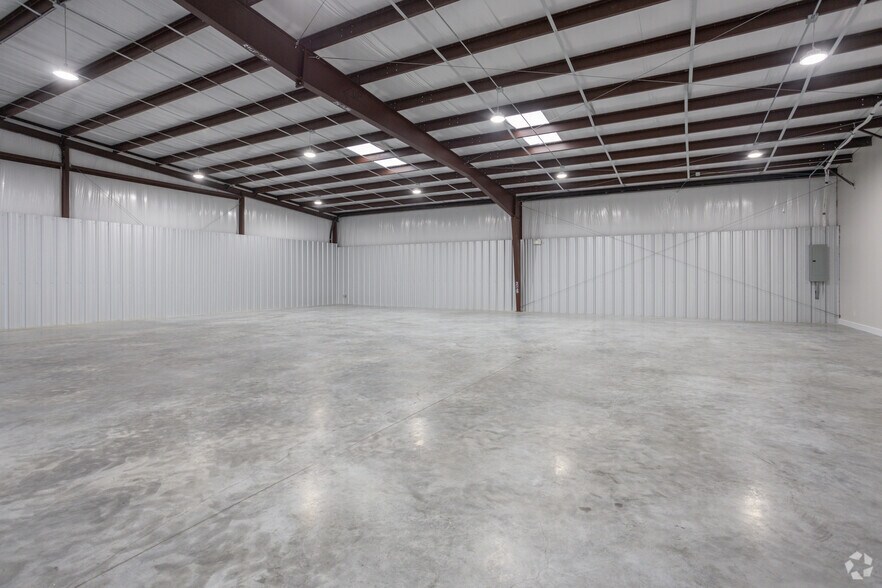 More Photos Of 21631 Rhodes Rd, Spring Unknown For Lease