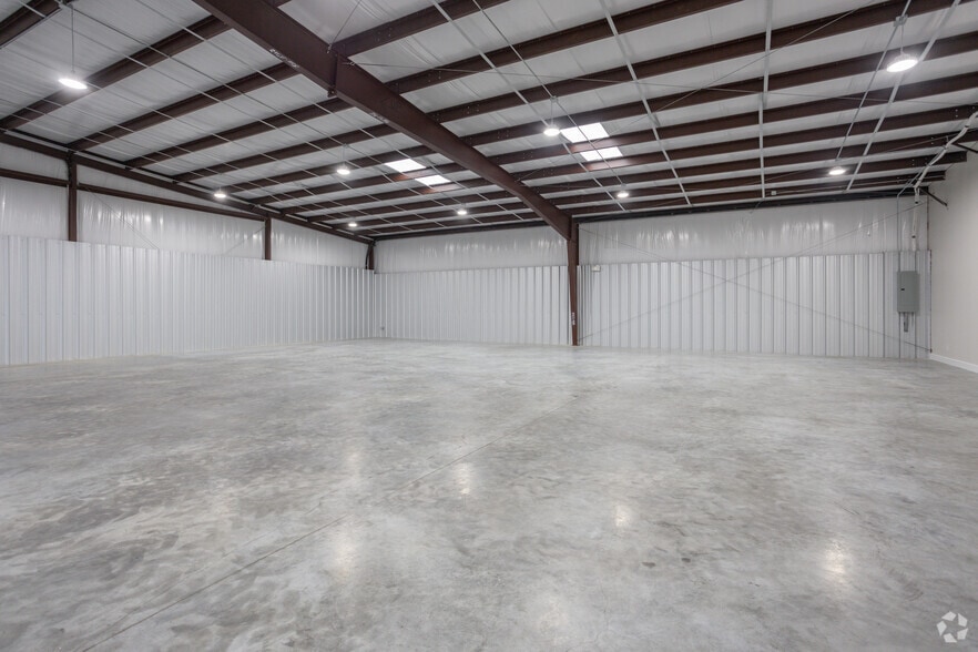 More Photos Of 21631 Rhodes Rd, Spring Unknown For Lease