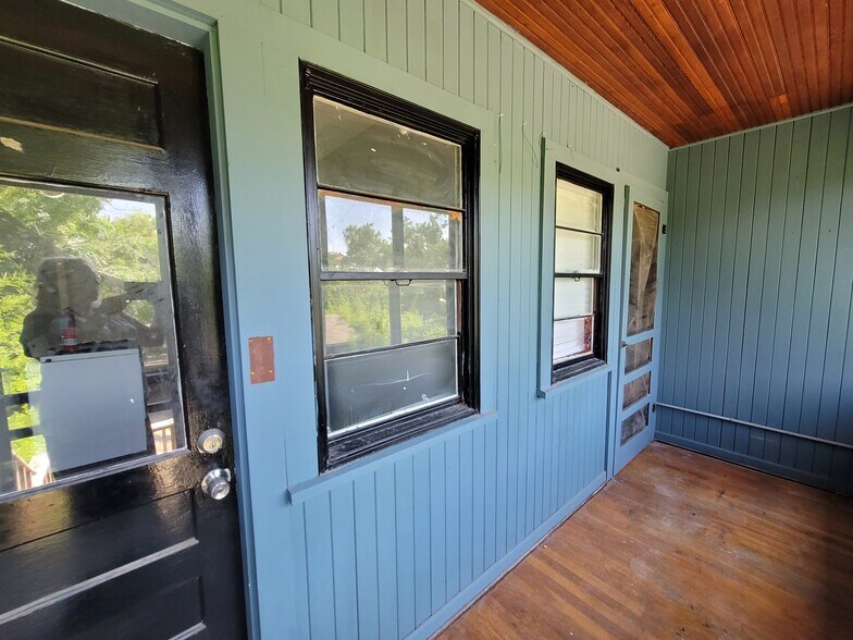 More Photos Of 340 Natalen Ave, San Antonio Multifamily For Sale