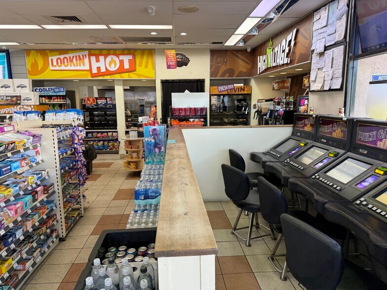 More Photos Of 551 N Lamb Blvd, Las Vegas Service Station For Sale